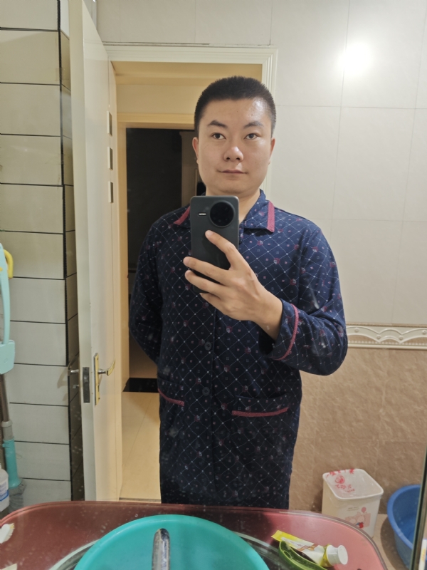 迷迷糊糊的第一张照片--山西上门女婿服务网